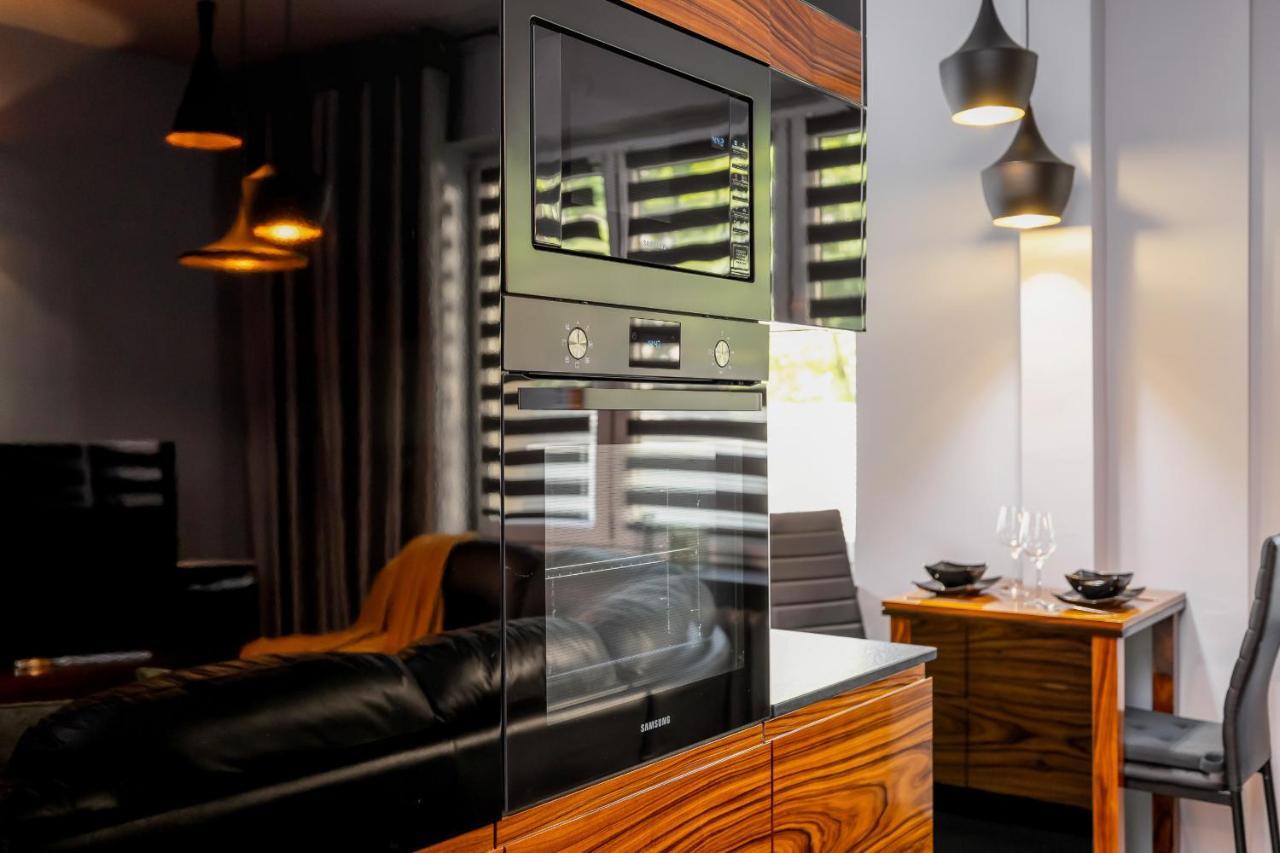Stylish Korfantego Apartment Next To Spodek By Noclegi Renters Катовіце Екстер'єр фото