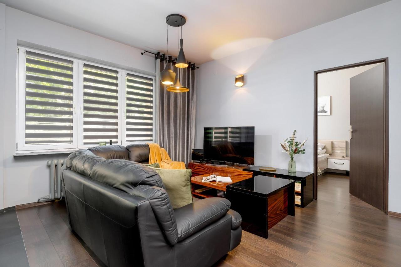 Stylish Korfantego Apartment Next To Spodek By Noclegi Renters Катовіце Екстер'єр фото